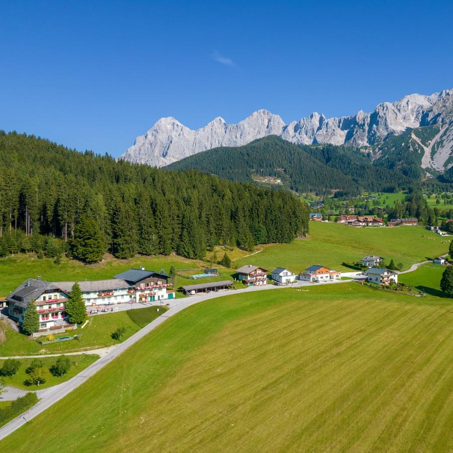 Hotel Tischlbergerhof Ramsau am Dachstein Bagian luar foto