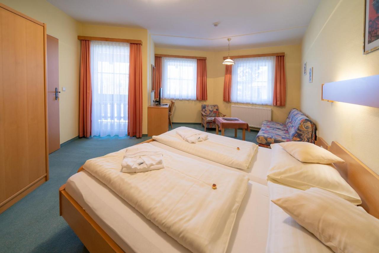 Hotel Tischlbergerhof Ramsau am Dachstein Bagian luar foto