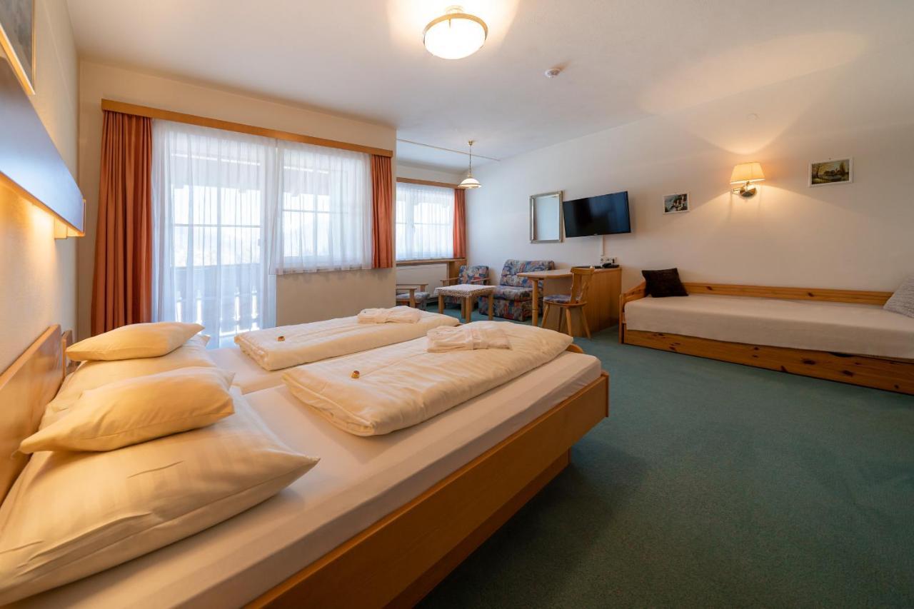 Hotel Tischlbergerhof Ramsau am Dachstein Bagian luar foto