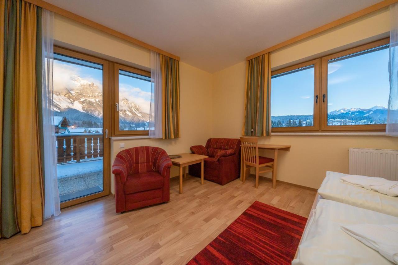 Hotel Tischlbergerhof Ramsau am Dachstein Bagian luar foto